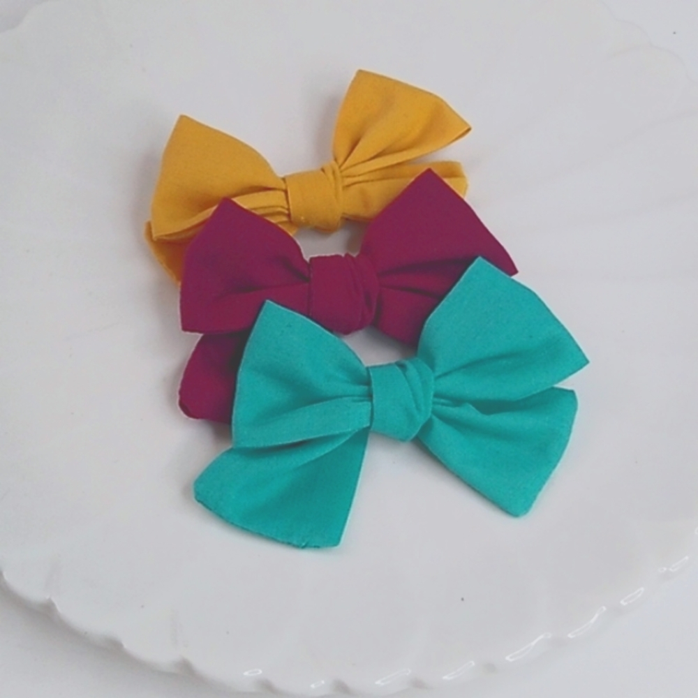 Dog Hair Bows - Set of 3 Bows for Pets